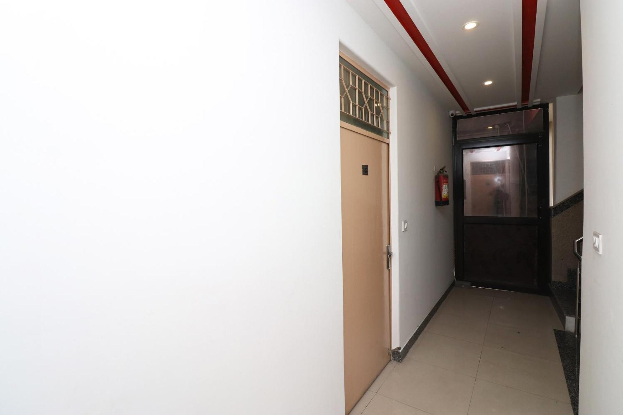 Oyo Flagship Hotel Daimond Nowe Delhi Zewnętrze zdjęcie