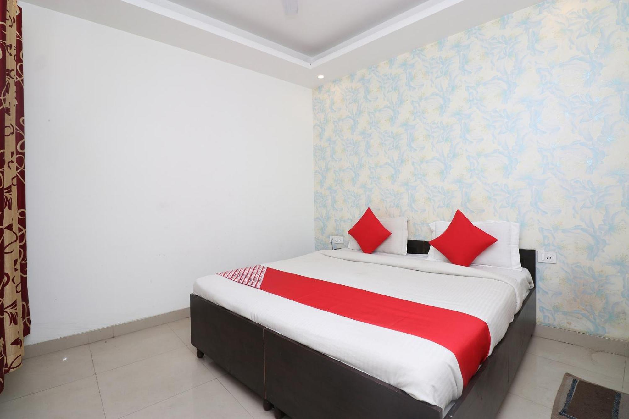 Oyo Flagship Hotel Daimond Nowe Delhi Zewnętrze zdjęcie