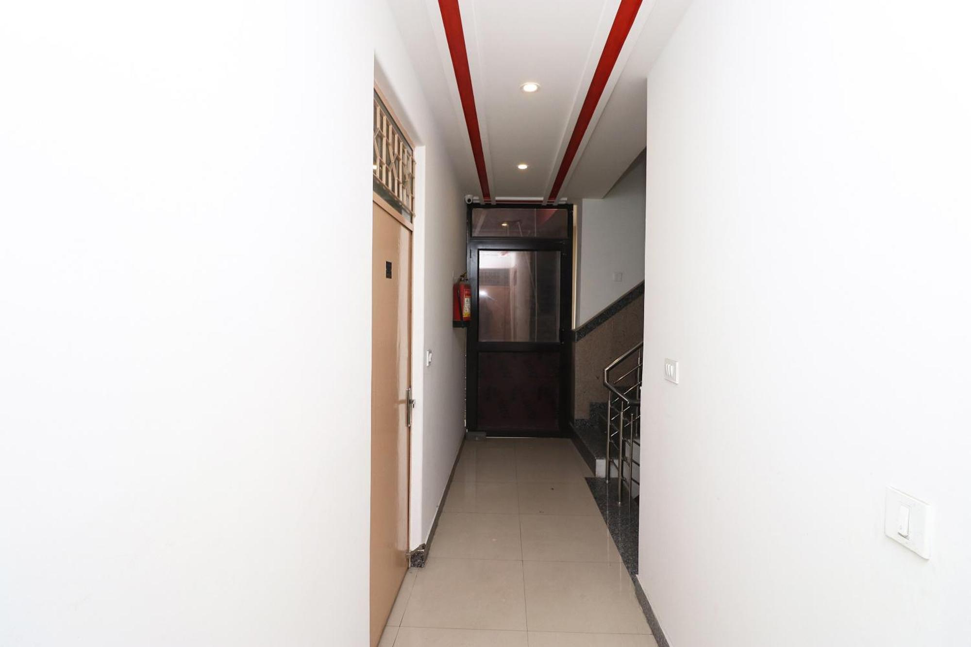 Oyo Flagship Hotel Daimond Nowe Delhi Zewnętrze zdjęcie