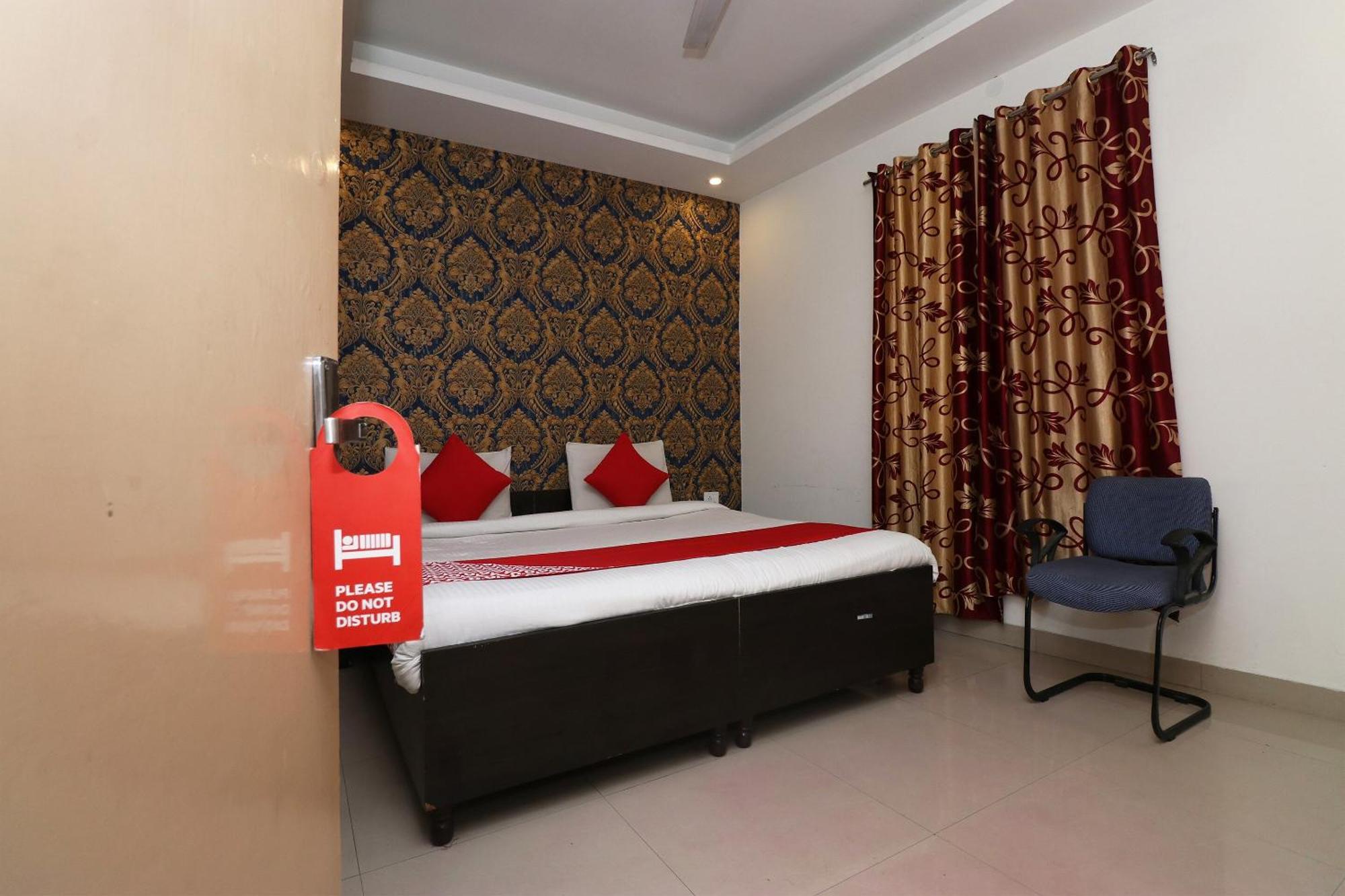 Oyo Flagship Hotel Daimond Nowe Delhi Zewnętrze zdjęcie