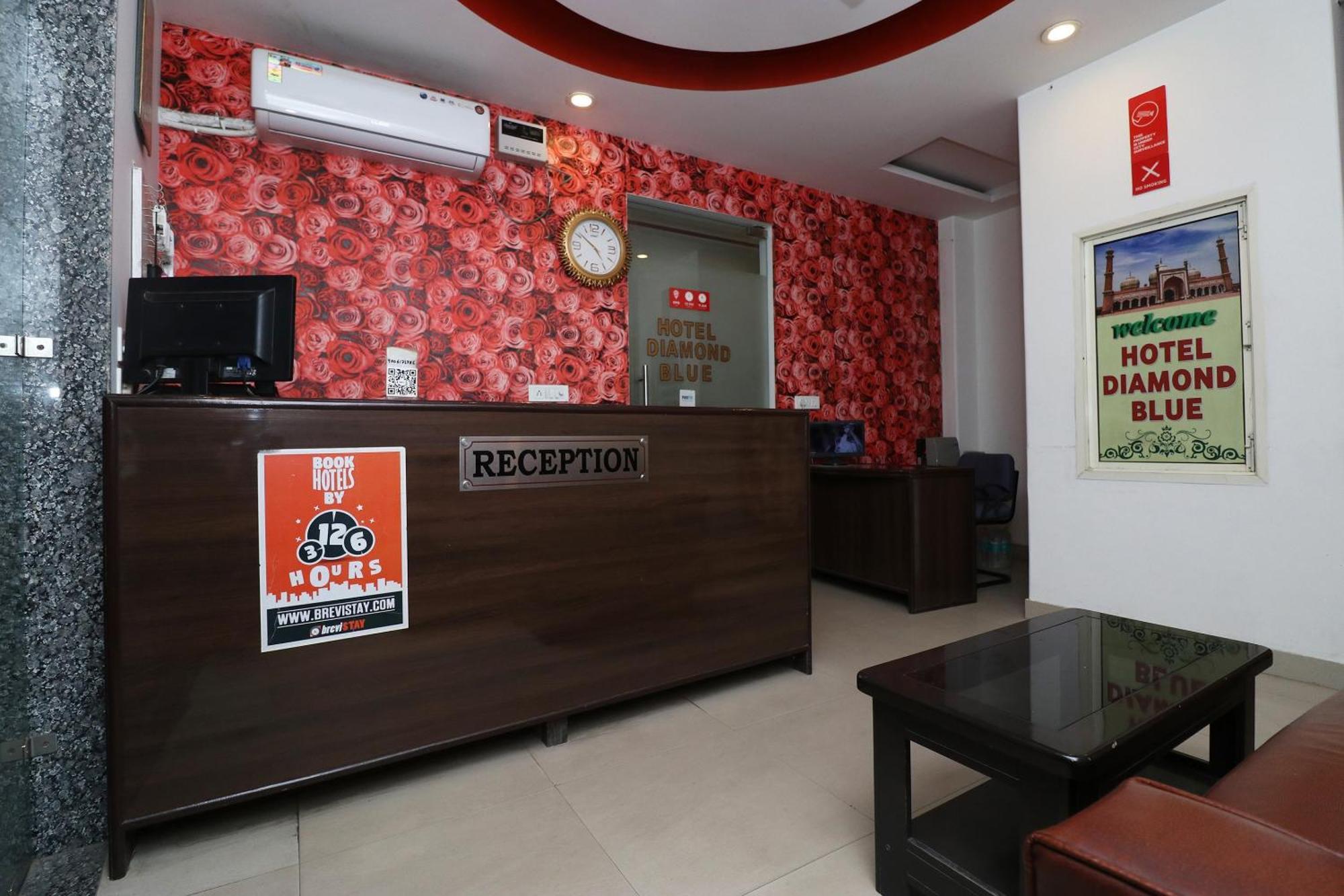 Oyo Flagship Hotel Daimond Nowe Delhi Zewnętrze zdjęcie